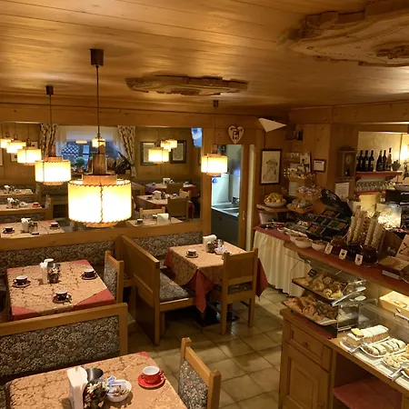 Meuble Neve 3* Cortina dʼAmpezzo