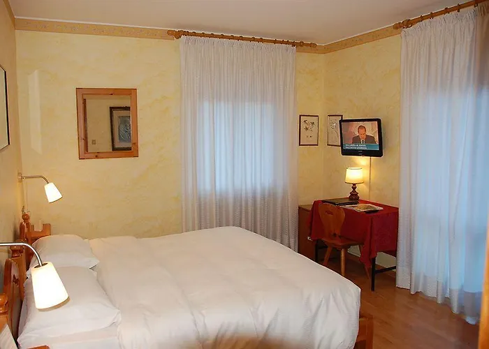 Meuble Neve Hotel 3*