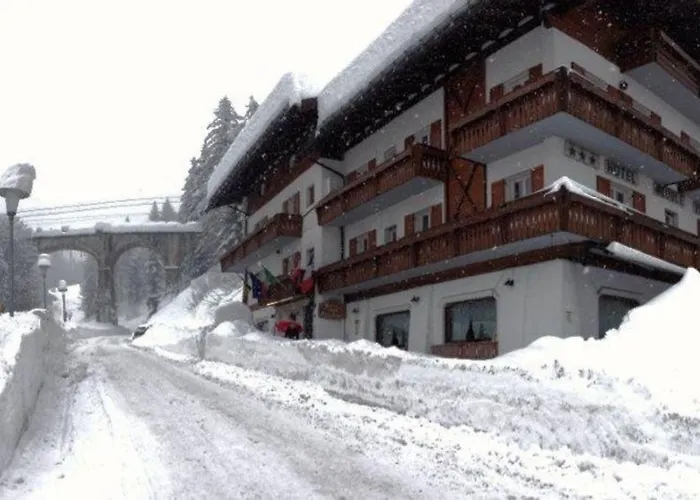 Meuble Neve Cortina dʼAmpezzo