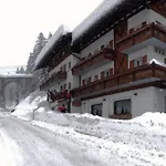 Meuble Neve Cortina d'Ampezzo