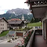 Meuble Neve Отель Кортина-д'Ампеццо