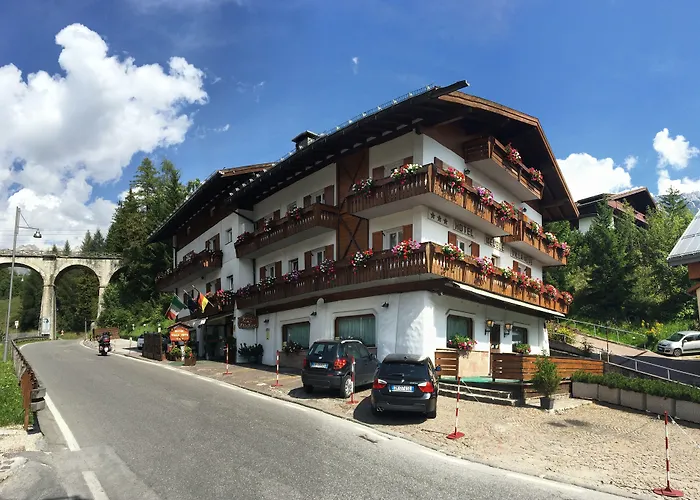Meuble Neve Cortina dʼAmpezzo