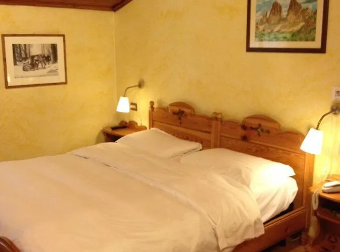 Meuble Neve 3* Cortina dʼAmpezzo